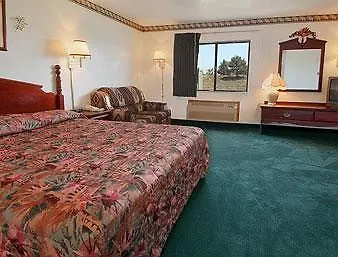 Super 8 By Wyndham 2*